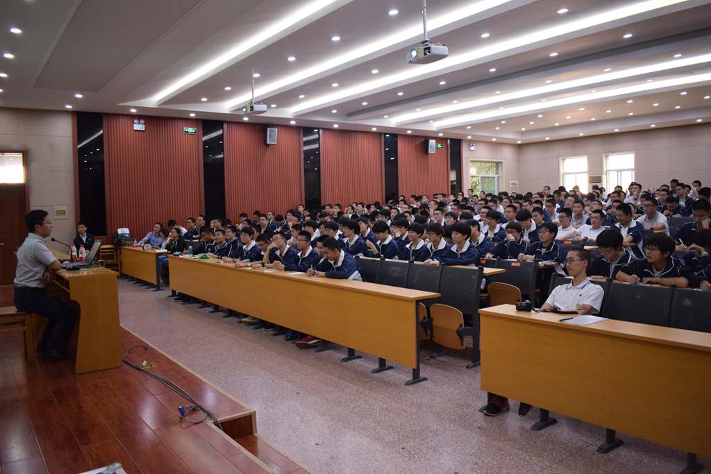 京鲁大讲堂||京鲁律师走进历城二中作法治教育讲座(图4)